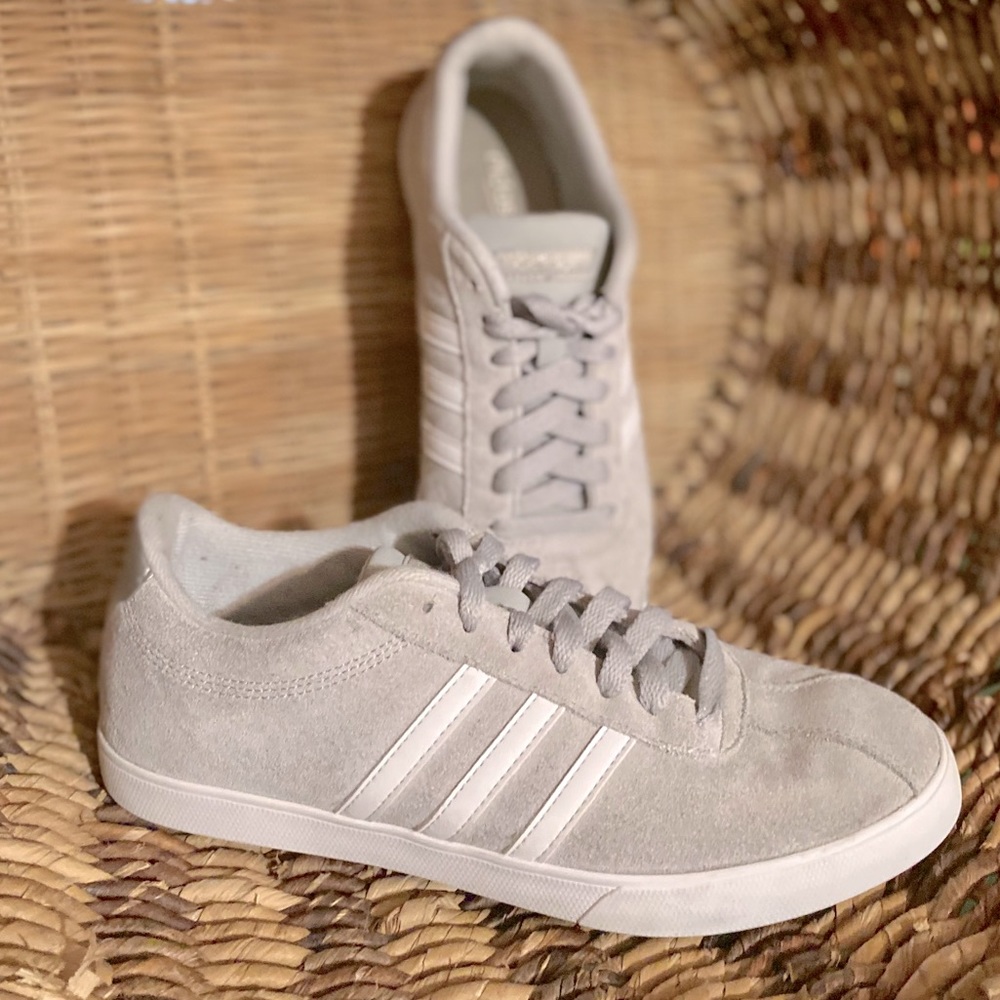 Adidas Sneakers Size 8